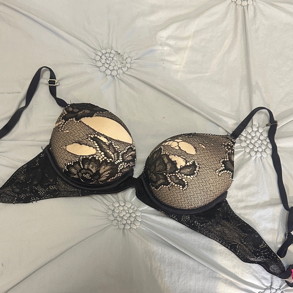 La SENZA Black and Cream Lace Bra